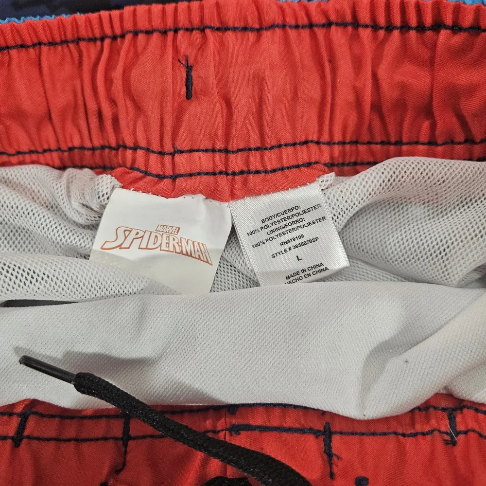 Marvel Spiderman swim trunks boys size large